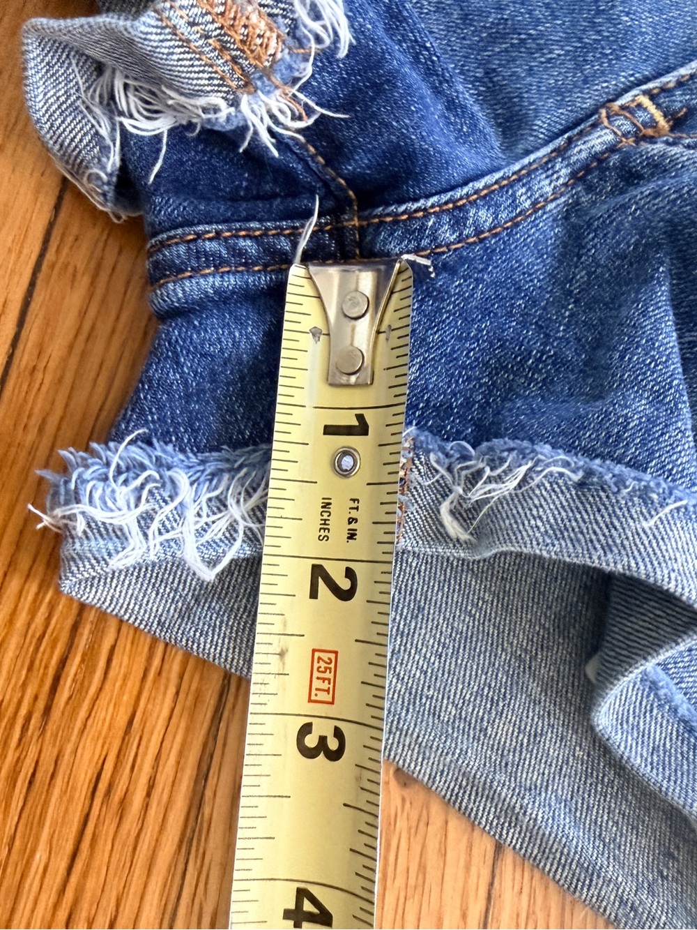 Abercrombie & Fitch Y2K Low Rise Daisy Duke Distressed Cuffed Denim Shorts 27/4 - Picture 7 of 9